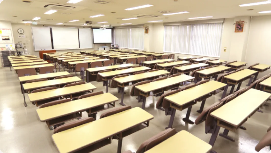 A theory classroom with rows of desks